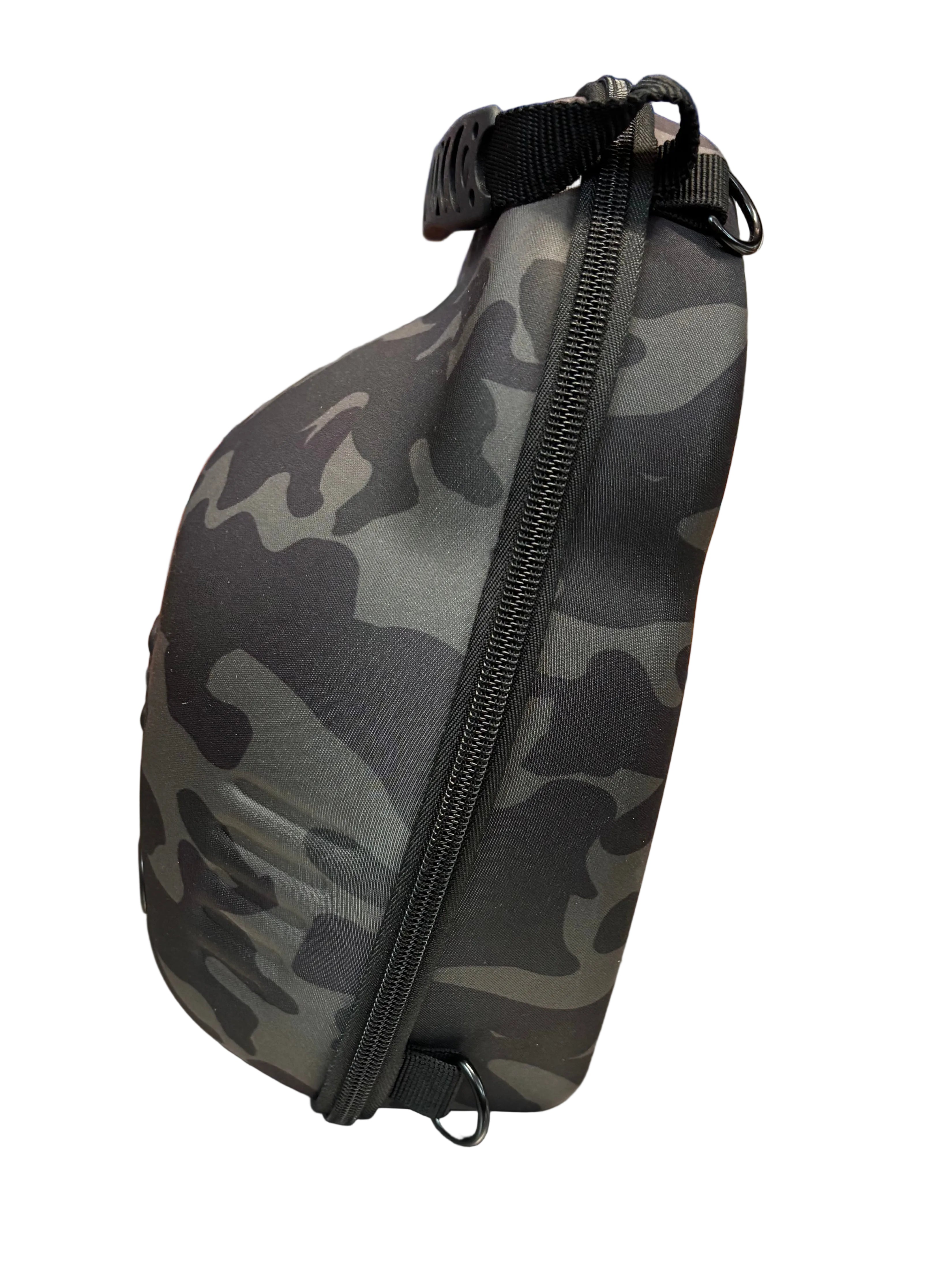 3 Hat Travel Case-Camo