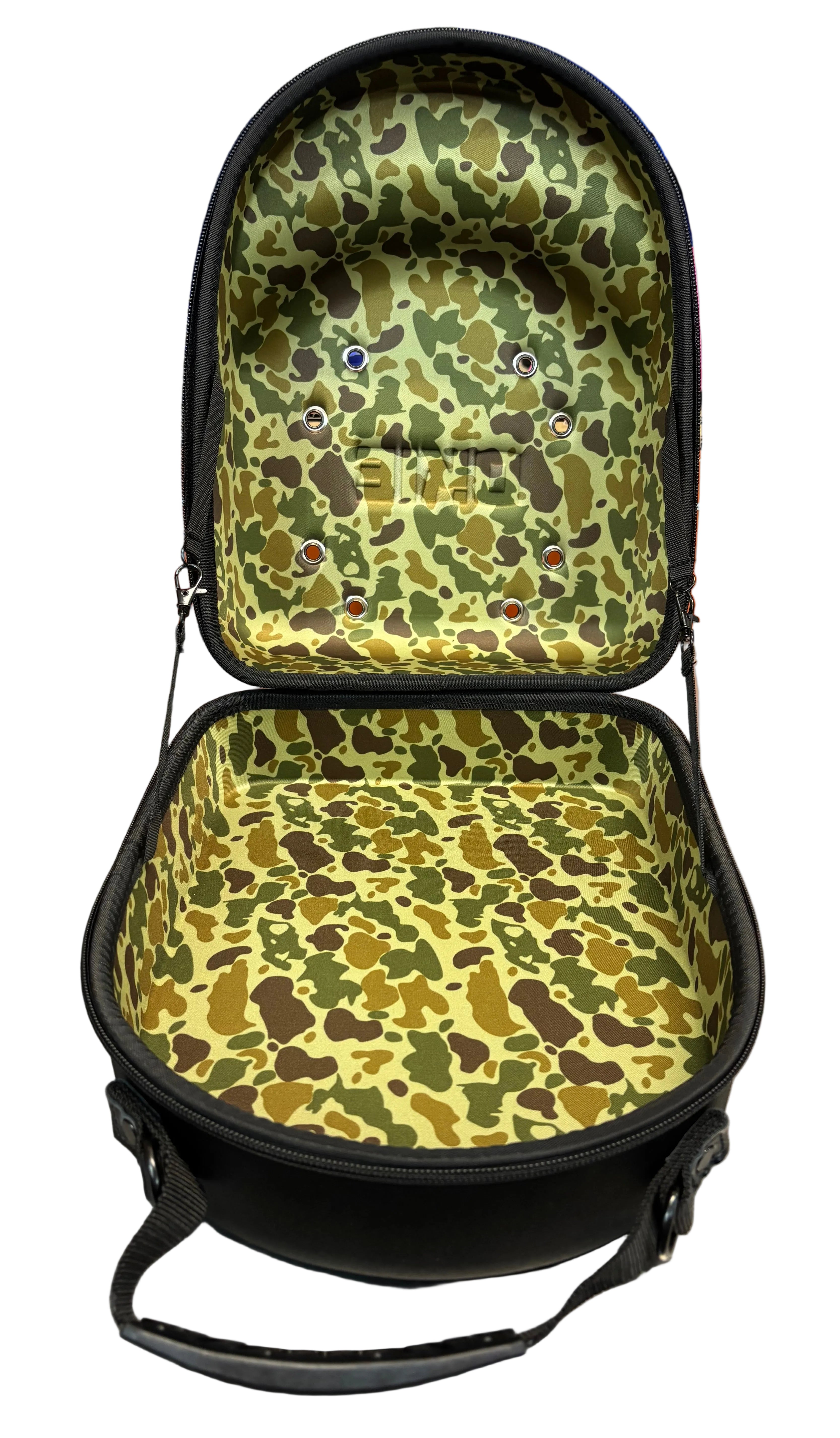 6 Hat Travel Case-Camo